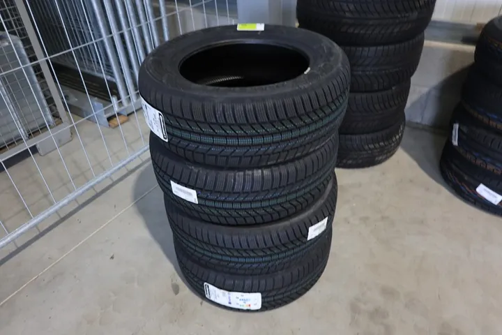 Continental Winter Contact TS 870 P Winterreifen Set Größe: 225/55 R 16